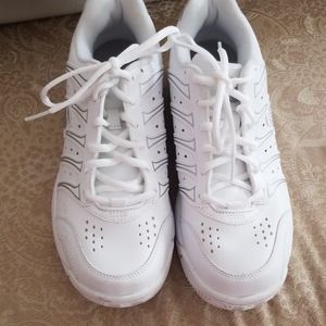 Kswiss tennis shoes